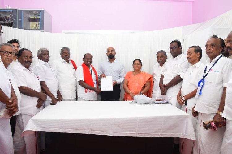 மீண்டும் இந்திய கம்யூனிஸ்ட் வசமான நாகப்பட்டினம் தொகுதி! ஊர்வலம் சென்ற மயிலாடுதுறை எம்.பி!