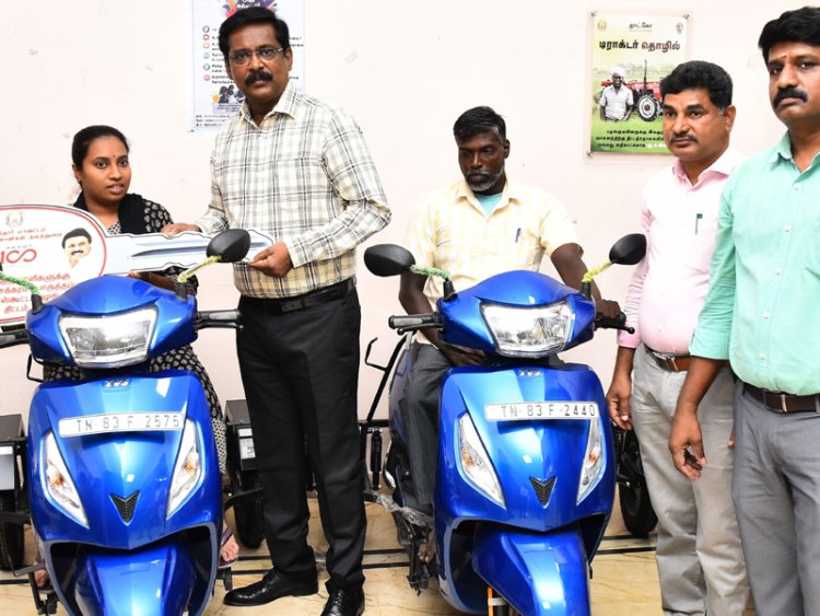 "உங்கள் தொகுதியில் முதலமைச்சர்" திட்ட மனுக்கள் மீது உடனடியாக தீர்வு காண்க! திருப்பத்தூர் ஆட்சியர் உத்தரவு!