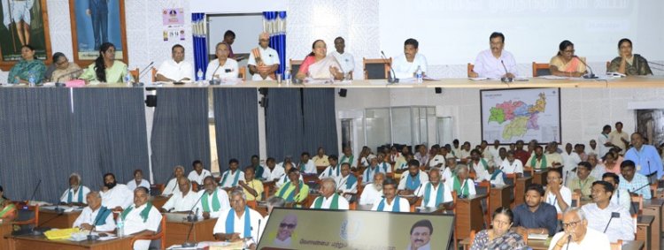 நம் மாவட்ட அமைச்சர் பாலாறு விவகாரத்தில் கவனம் செலுத்தி தடுத்து நிறுத்துவார்! ஆட்சியர் பேச்சு!