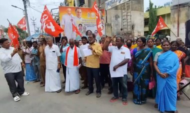 மலக்கழிவு அகற்றும் பணியாளர்களுக்கு மறுவாழ்வு வேண்டி ஆர்பாட்டம்!