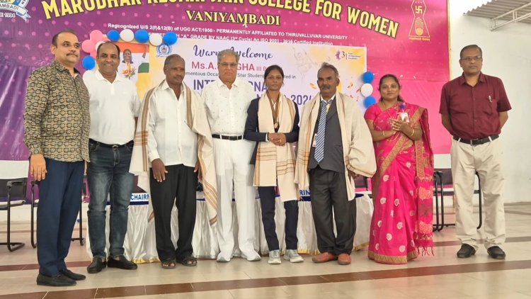 மலேஷியாவில் சிலம்பம் விருது பெற்ற மருதர் கேசரி ஜெயின் கல்லூரி மாணவி!