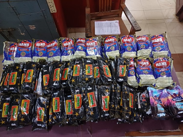 மன்னார்குடி டி.எஸ்.பி.யை பாராட்டிய எஸ்.பி.!