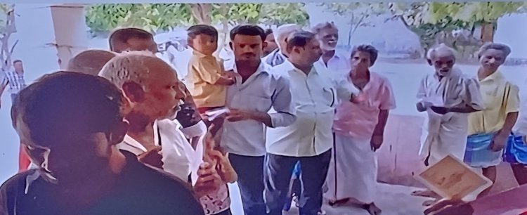 விக்கிரவாண்டி வாக்குப்பதிவு தொடங்கியது திமுக விறு....விறு....அதிமுக திரு.... திரு!
