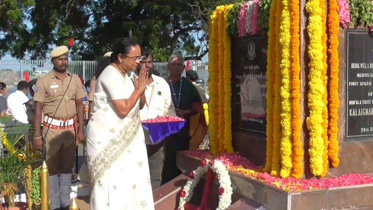 218 ஆவது சிப்பாய் புரட்சி நினைவு தினத்தில் கலெக்டர் - எஸ்.பி மரியாதை!