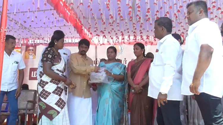 100 அடி உயரத்தில் தேசிய கொடியேற்றிய, டி.ஆர்.ஓ!