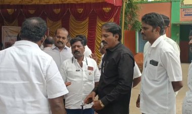 கருப்பு சட்டையுடன் கிராமசபை கூட்டத்தில் கலந்து கொண்டதால் அதிகாரிகள் ஓட்டம்!
