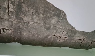 கலெக்டர் சார்... பள்ளி கட்டிடம் இடிந்து விழும் அபாயத்தில் உள்ளதுங்க!சரி செய்து பிள்ளைகளை காப்பாற்றுங்க ப்ளீஸ்!