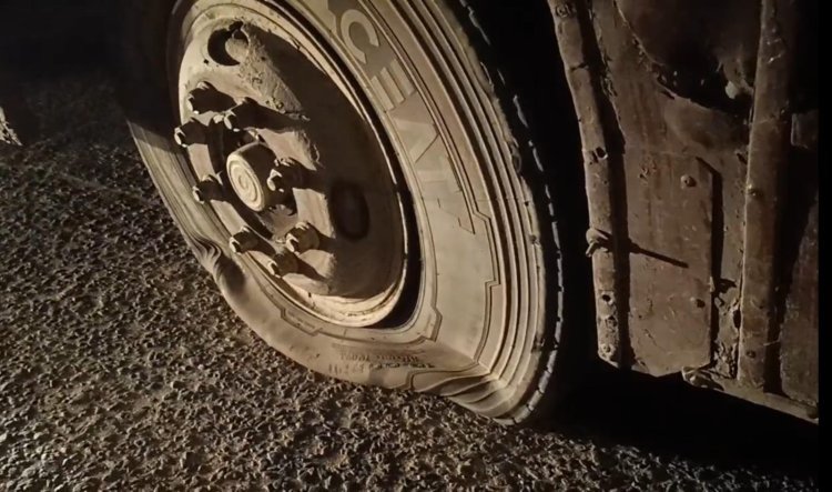 அடிக்கடி டயர் வெடித்து புஸ்ஸ்ஸ்ஸ்.... ஆகும் அரசு பேருந்து! பயணிகள் பீதி!