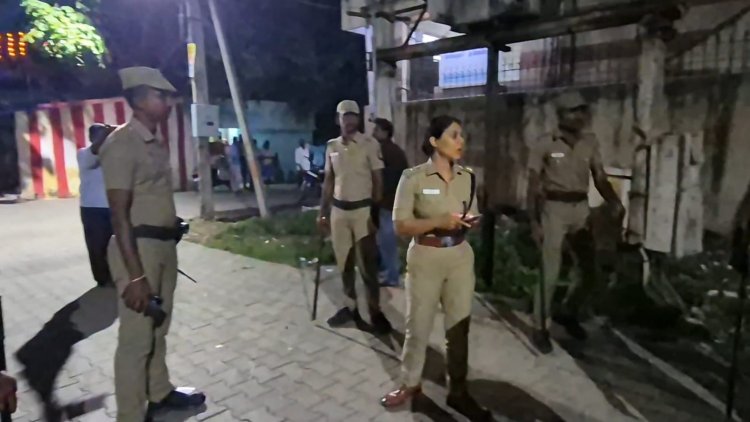 திருவிழா மேளம் வாசிப்பதில் தகறாறு... வாலிபர் படுகொலை!
