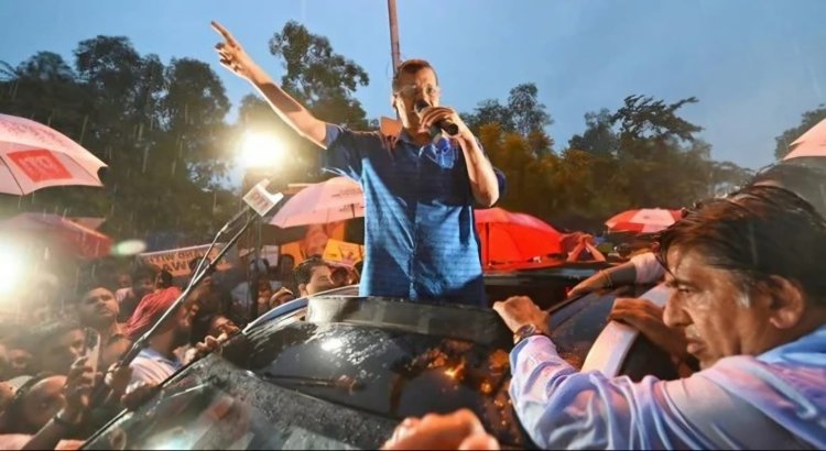 கெஜ்ரிவால் இன்று ராஜினாமா!அவரது மனைவி அடுத்த முதல்வரா?