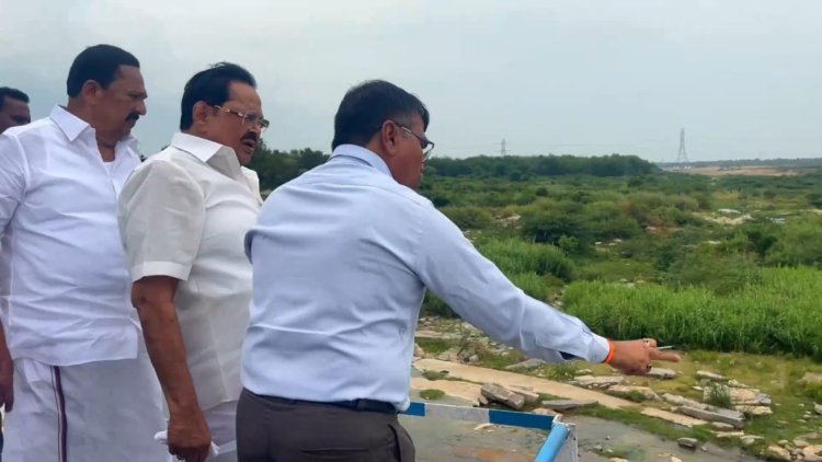 தண்ணீர் திறந்துவிடும் காலிபயல்களை தொரப்பாடி சிறைக்கு அனுப்புவேன்! அமைச்சர் துரைமுருகன் காட்டம்!