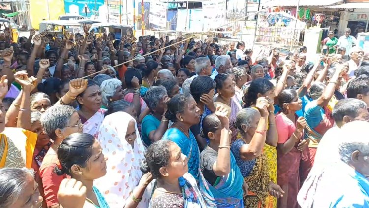 நாங்க லோக்கலாகவே இருந்து கொள்கிறோமே ப்ளிஸ்!