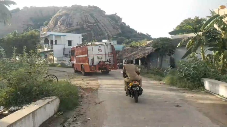 கிணற்றில் குதித்த சத்துணவு அமைப்பாளர்!