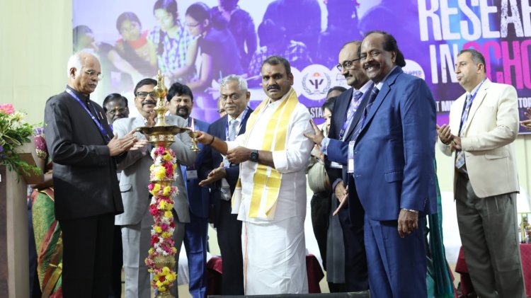 பொருளாதாரத்தில் பத்தாவது இடத்தில் இருந்த இந்தியா இந்த ஆண்டு ஐந்தாவது இடத்தில் உள்ளது! மத்திய அமைச்சர் எல்.முருகன் பெருமிதம்!