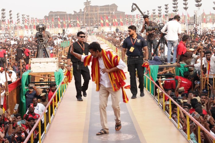 திராவிட மாடல் ஆட்சி என்று சொல்லி மக்களை ஏமாற்றுகிறீர்கள்! த.வெ.க. மாநாட்டில்  விஜய் ஆவேச பேச்சு! பதிலடி கொடுத்த ஆர் எஸ் பாரதி!