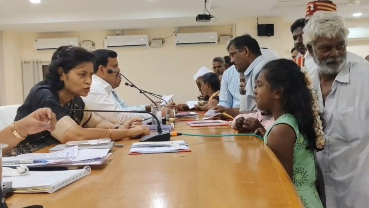 உங்களைப்போல நானும் கலெக்டர் ஆவேன்! ஆட்சியரிடம் சொன்ன சிறுமி!