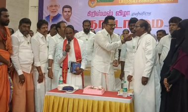 நடிகர் சரத்குமார் பங்கேற்ற கிறிஸ்துமஸ் விழா!