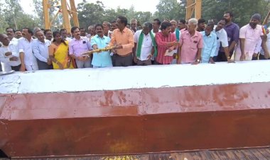 கறும்பு பிழிவை ஆட்சியர் துவக்கி வைத்தார்!