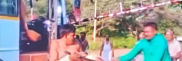  சேலம் போலீசாரை தாக்கிய உ.பி.நபர்கள்! செக்போஸ்ட்டில் பணம் கேட்டதால் தகறாரா?!