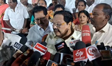 ஆளுநருக்குத்தான் திமிர்! அமைச்சர் துரைமுருகன் பேட்டி!