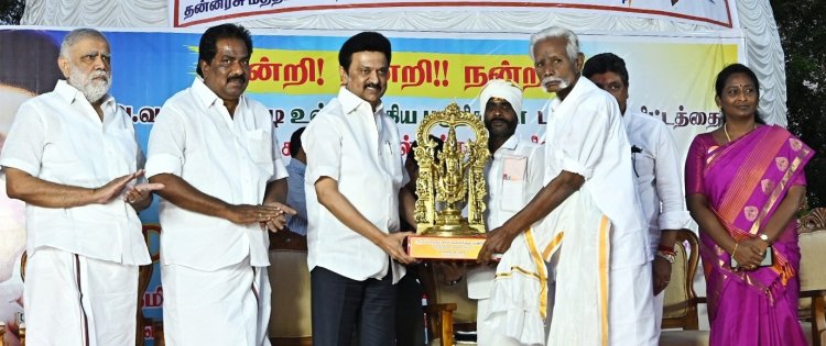 கொஞ்சம் விட்டிருந்தால் "காக்கை உட்கார பனைபழம்" விழுந்த கதையாகியிருக்கும்! சட்டமன்ற தீர்மானத்தை சுட்டிக்காட்டி பேசிய முதல்வர்!!