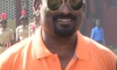 ஊரீஸ் கல்லூரி பேராசிரியர் அன்பழகன் மீது செக்ஸ் புகார் எதிரொலி! தப்பி தலை மறைவு ஆனார்!