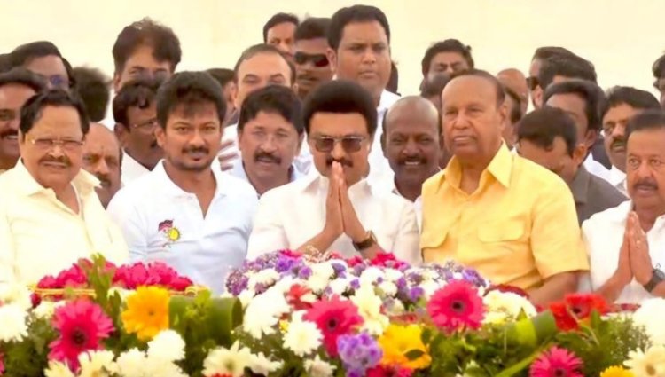 முதல்வருக்கு பிரதமர் பிறந்த நாள் வாழ்த்து! நினைவிடங்களில் எழுப்பப்பட்ட இந்தி எதிர்பு முழக்கம்!