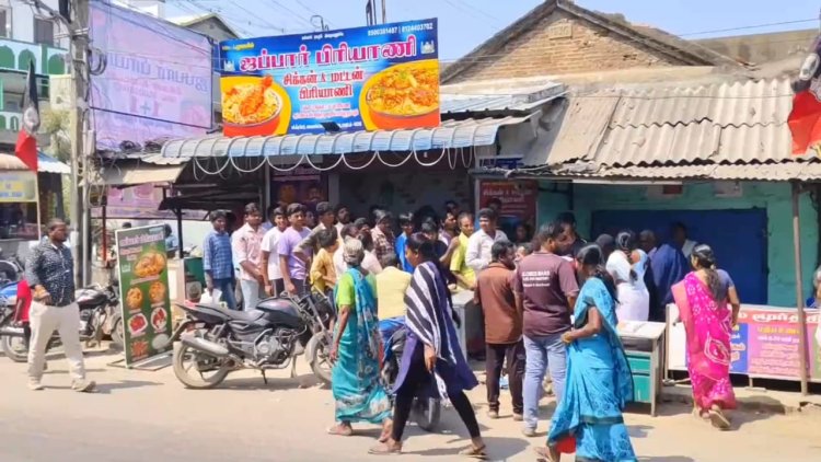 ஒரு பொட்டலம் இலவச பிரியாணிக்காக அலைமோதிய மக்கள்!