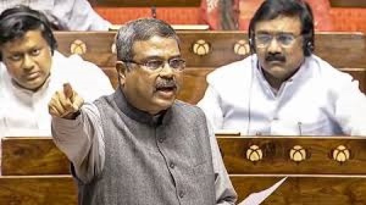ஒப்புதல் தந்துவிட்டு இப்படி மாற்றி பேசலாமா? தமிழக அரசின் கடிதத்தை வெளியிட்ட மத்திய அமைச்சர்!