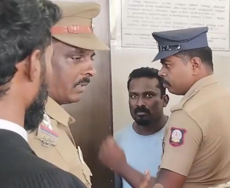 சிறையில் அடைக்கப்பட்டார் கல்லூரி துணை முதல்வர் அன்பழகன்  !