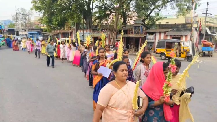 உற்சாகமாக கொண்டாடப்பட்ட குருத்தோலை ஞாயிறு!