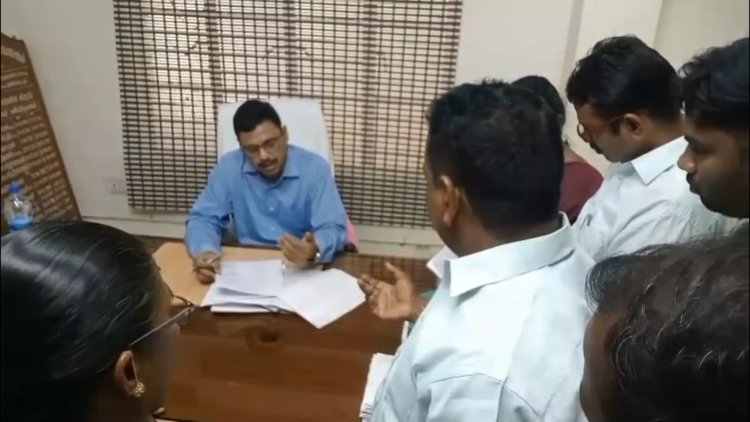 ரகசியமாக நடந்த ஜமாபந்தி! ரவுண்டு கட்டிய ஆம்பூர் மக்கள்!