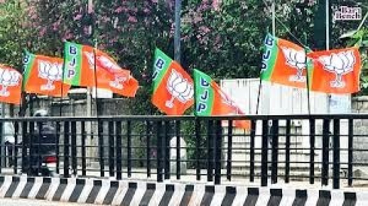 சாலையில் மீட்டிங் நடத்தினால் ஏன் வாடகை வசூல்! தடுப்பு சுவரில் கொடிகட்டவே கூடாது! நீதிமன்றம் மீண்டும் அதிரடி!
