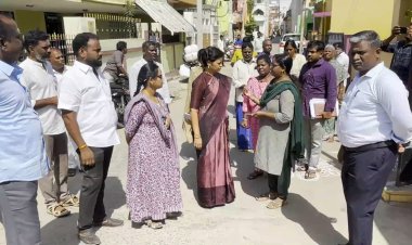   நடந்து சென்று முதல்வர் திட்டத்துக்கான ஆய்வு செய்த கலெக்டர்!