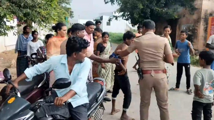 விட்டுக்குள் நுழைந்த வடக்கன்ஸ் மனநிலை சரியில்லாதவரா?