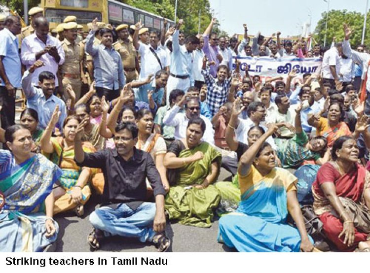 ஆசிரியர்களுக்கும் - தமிழக அரசு ஊழியர்களுக்கும்,  அகவிலைப்படி 3% உயர்வு! அறிவித்தார் முதல்வர்!