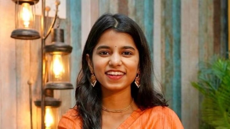  26 வயது பாடகி எம். எல். ஏ. ஆனார்!