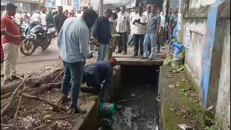 பெண் சிசு கால்வாயில் வீசப்பட்ட கொடுமை!