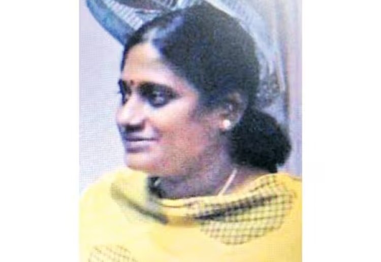  தாலியை ஐஜி முகத்தில் வீசிய சஸ்பெண்டு புகழ் சிவபிரியா!