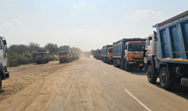 தேர்தல் ஆணையத்தின் படிகளைத் தொட்ட திருட்டு மண் குவாரி! அரக்கோணம் தாசில்தார்  தடை செய்து அதிரடி! நிரந்தரமாக மூடு..இல்லையேல் தேர்தல் புறக்கணிப்பு!