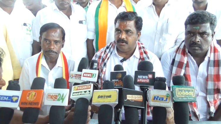 திமுகவுக்கு தபால் ஓட்டை திருட்டுத்தனமாக போட்ட அதிகாரிகள் மீது  நடவடிக்கை! போலீசில் புகார்!