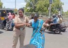 . “வாங்காத கடனை ஏன் செலுத்த வேண்டும்?”  வங்கி முன்பு 2 குழந்தைகளுடன் தாய் தீக்குளிக்க முயற்சி – போலீசார் தடுத்து நிறுத்தினர்!