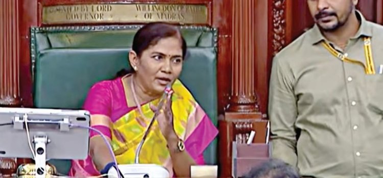 சபாநாயகர் இருக்கையில் அமர்ந்து அவையை வழிநடத்திய சத்யபாமா – பல்வேறு கட்சியினர் பாராட்டு!