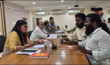 ஆற்காட்டில் பெருகும் கஞ்சா புழக்கம்! வேடிக்கை பார்க்கிறதா காவல்துறை? சிறுவர்கள் முதல் இளைஞர்கள் வரை போதைக்கு அடிமையாவதாக  ஆட்சியரிடம் மனு!