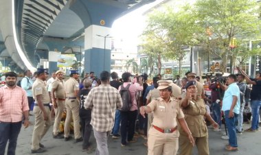மாணவர் அகிலன் உயிரிழப்பு: பள்ளியில் சாதிய அவமதிப்பா? பீளமேடு காவல் நிலையம் முற்றுகை – நீதி கேட்டு தீவிரமடையும் போராட்டம்
