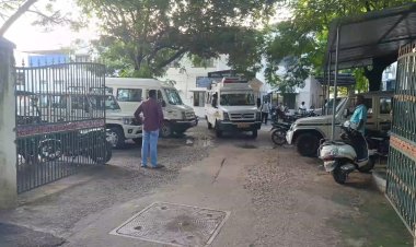 லஞ்ச ஒழிப்புச் சோதனைக்கு முன்பே தகவல் கசிகிறதா? திருப்பத்தூர், செங்கம் சோதனைகளால் எழும் கேள்விகள்!பல மணி நேரச் சோதனைகள்... என்ன கைப்பற்றப்பட்டது, என்ன நடவடிக்கை எடுக்கப்பட்டது?