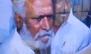  காவல் அதிகாரிகளுடன் வாக்குவாதம்: முன்னாள் அமைச்சர் சேகர்பாபு, எம்.பி. கலாநிதி வீராசாமி உள்ளிட்டோர் மீது வேப்பேரி போலீசார் வழக்குப்பதிவு!