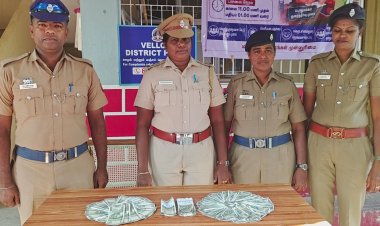 பிளிப்கார்ட் மூலம் சிக்கிய கள்ள நோட்டு கும்பல்!மேற்கு வங்கத்திலிருந்து குடியாத்தம் உள்ளிட்ட பகுதியில் புழக்கத்தில் விட்ட 5 பேர் கைது! வேலூரிலும் நடமாட்டமா?!